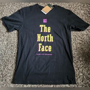 NWT The North Face Black Graphic Proud Shirt S